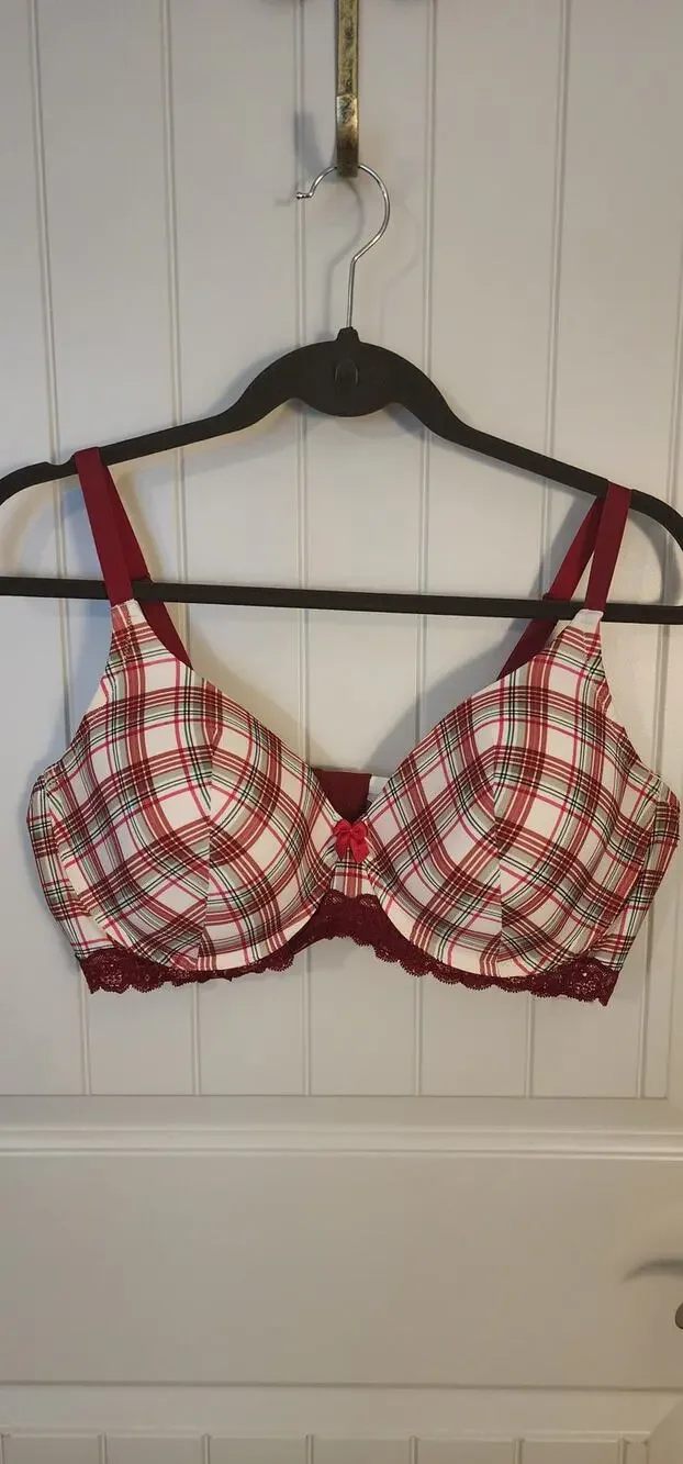 Adore Me Nare Bra 42D Plaid Full Coverage Contour Underwire Burgundy Lace